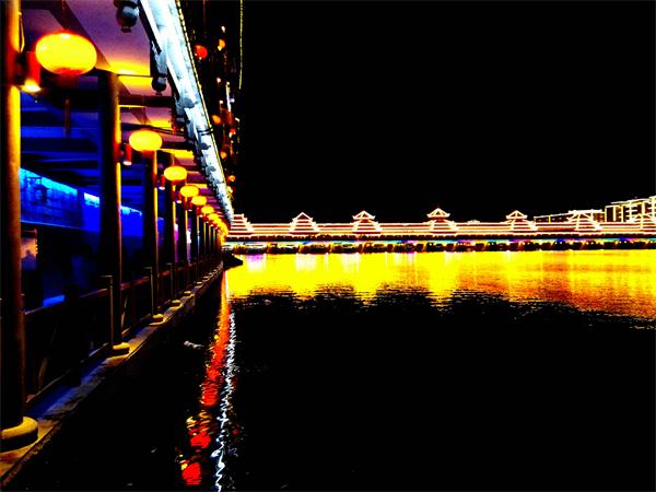 芷江之夜1（班小伟摄）.jpg