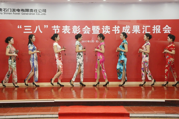 图片二：最美旗袍秀.jpg